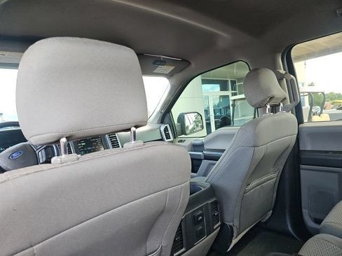Used 2016 Ford F150 XLT w/ Equipment Group 302A Luxury AWD/4WD image 15