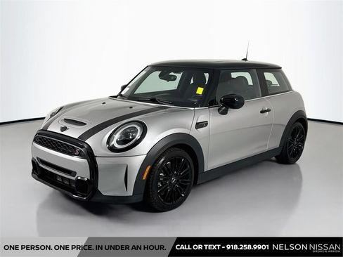 Used 2024 MINI Cooper S w/ Signature Upholstery Package FWD image 1