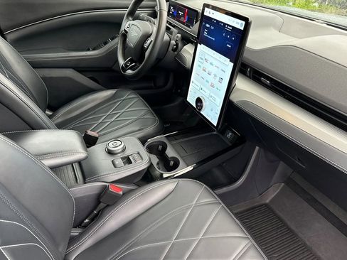 Certified 2021 Ford Mustang Mach-E California Route 1 image 17