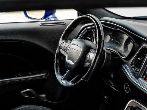 Used 2018 Dodge Challenger SXT Plus RWD image 21