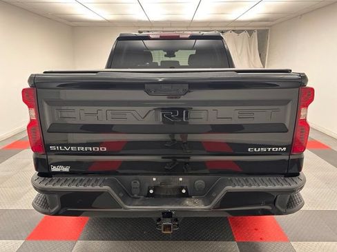 Used 2022 Chevrolet Silverado 1500 Custom AWD/4WD image 5
