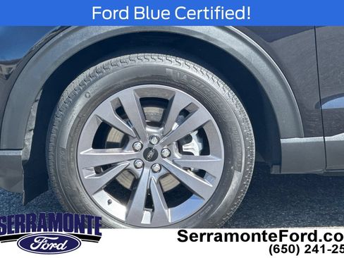 Used 2022 Ford Explorer XLT w/ Equipment Group 202A AWD/4WD image 30