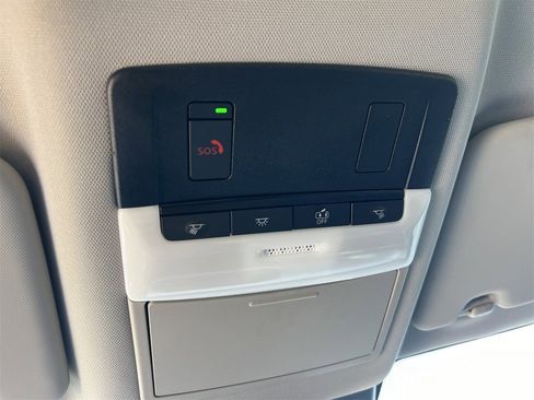 Certified 2023 Nissan Rogue SV image 19