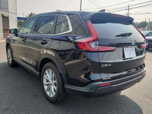 Used 2024 Honda CR-V EX image 4