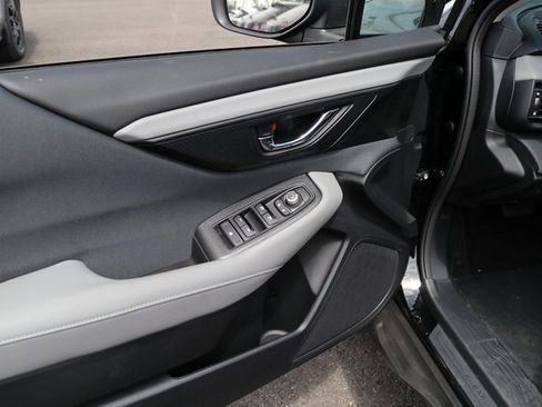 Certified 2025 Subaru Outback Premium w/ Popular Package #1A image 18