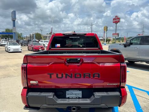 Used 2025 Toyota Tundra Limited AWD/4WD image 6
