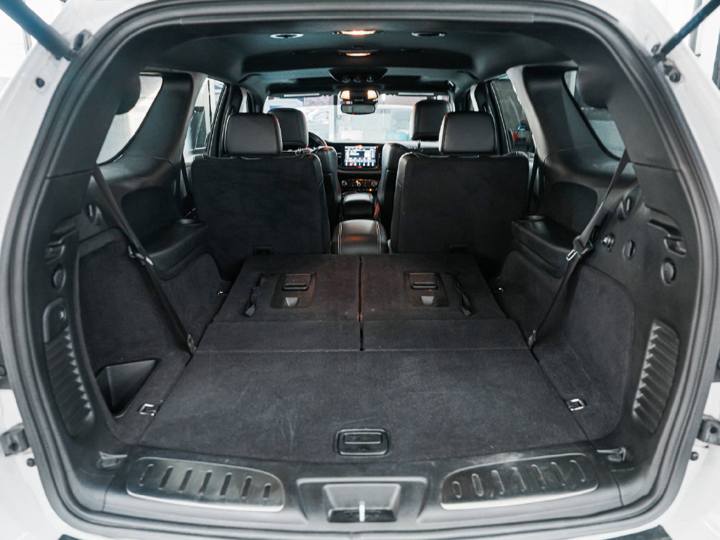Used 2022 Dodge Durango SRT w/ Black Package AWD/4WD image 39