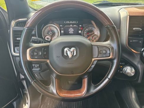 Used 2022 RAM 1500 Limited w/ Body Color Bumper Group AWD/4WD image 14