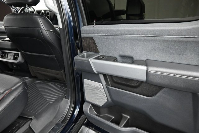 Used 2023 Ford F250 Lariat w/ Sport Appearance Package AWD/4WD image 24