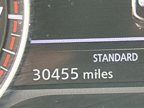 Used 2025 Nissan Pathfinder SL image 28