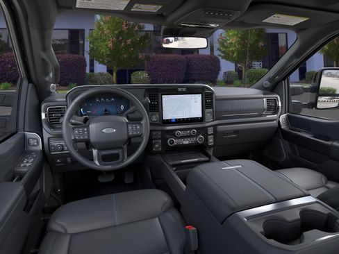 New 2026 Ford F250 Platinum w/ FX4 Off-Road Package AWD/4WD image 9