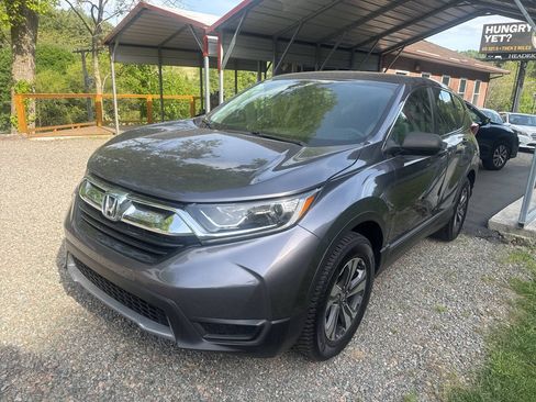 Used 2017 Honda CR-V LX image 6