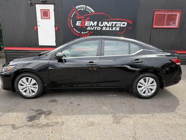 Used 2025 Nissan Sentra S FWD image 3
