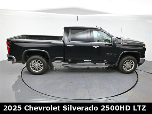 Used 2025 Chevrolet Silverado 2500 LTZ w/ LTZ Premium Package image 24