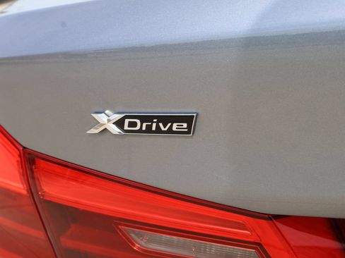 Used 2018 BMW 540i xDrive AWD/4WD image 39