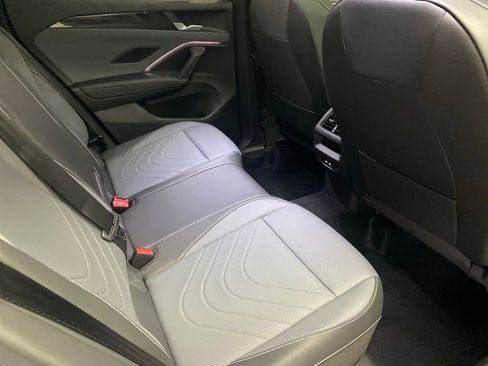 New 2026 Volkswagen Tiguan SE R-Line AWD/4WD image 7