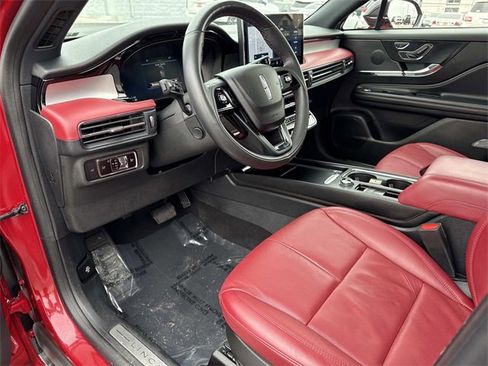 Used 2023 Lincoln Corsair Reserve w/ Equipment Group 201A image 10