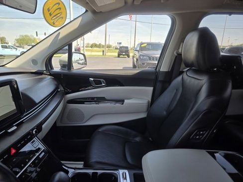 Used 2022 Kia Carnival SX FWD image 41
