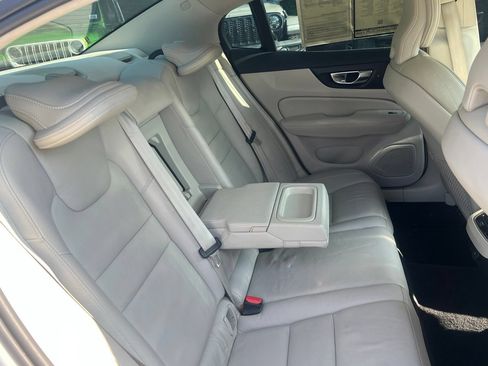 Used 2022 Volvo S60 B5 Inscription w/ Advanced Package FWD image 18