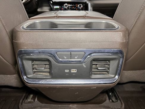 Used 2024 GMC Sierra 3500 Denali w/ Denali Reserve Package AWD/4WD image 22
