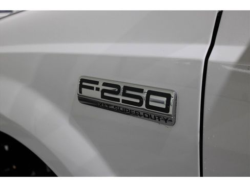 Used 2007 Ford F250 Lariat image 10