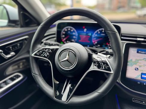 Used 2025 Mercedes-Benz E 450 4MATIC All-Terrain Wagon w/ Leather Package image 21