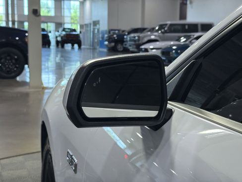Used 2025 Ford Mustang GT RWD image 14