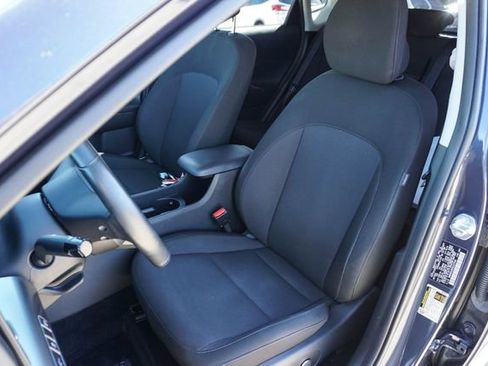 Used 2025 Hyundai Kona SEL image 13