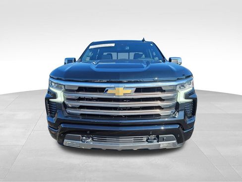 Used 2022 Chevrolet Silverado 1500 High Country AWD/4WD image 8