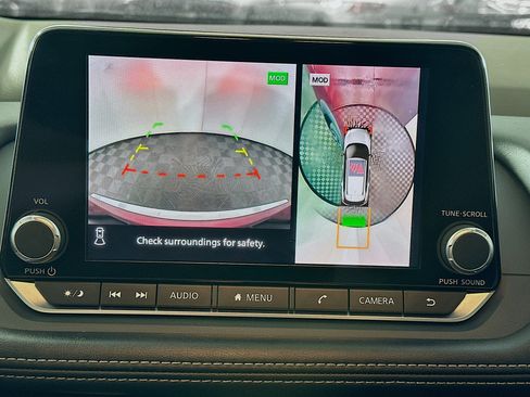 Used 2022 Nissan Rogue SL image 22