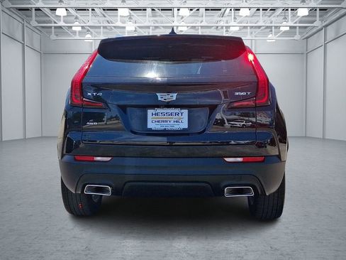 Certified 2023 Cadillac XT4 Luxury w/ Cold Weather Package AWD/4WD image 6