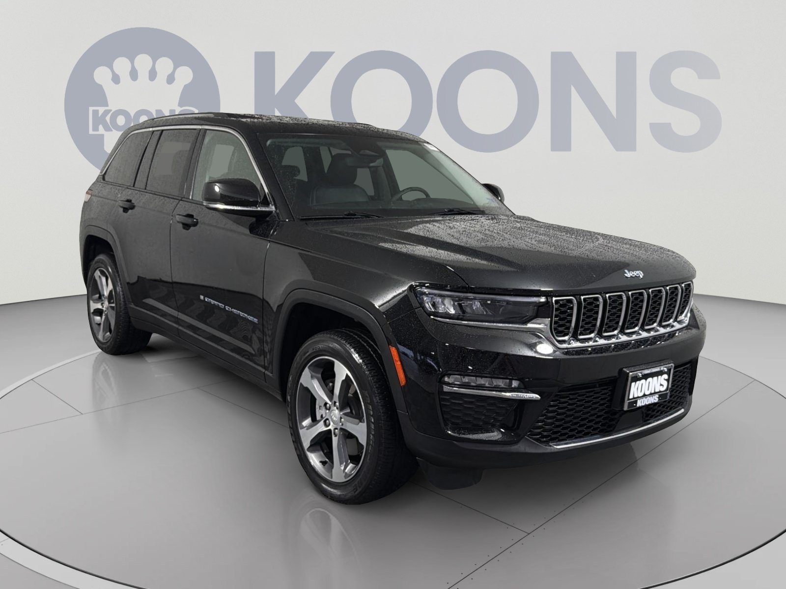 Used 2023 Jeep Grand Cherokee 4WD 4xe image 10