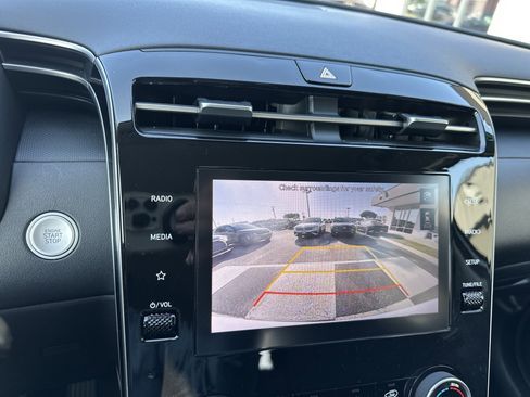 Used 2023 Hyundai Tucson SEL FWD image 18