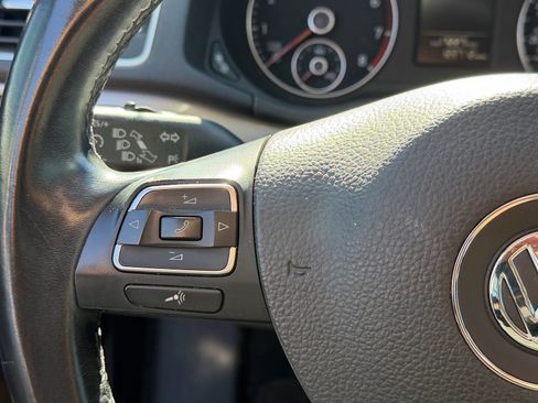 Used 2015 Volkswagen Passat 1.8T Limited Edition image 10