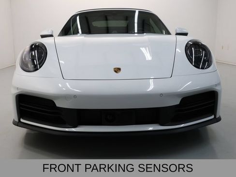 Used 2025 Porsche 911 Carrera RWD image 29