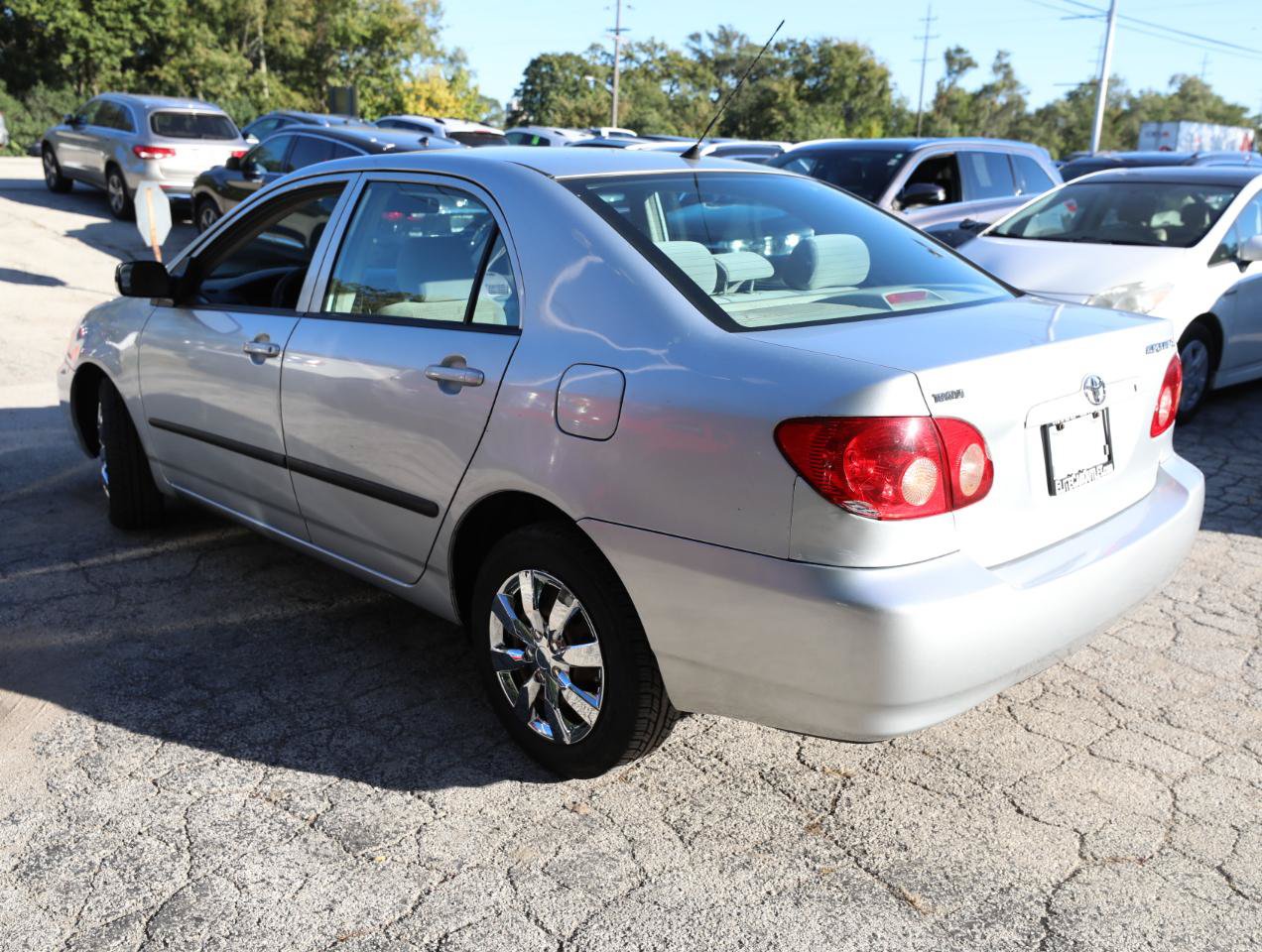 Used 2007 Toyota Corolla CE w/ Upgrade Pkg FWD image 8