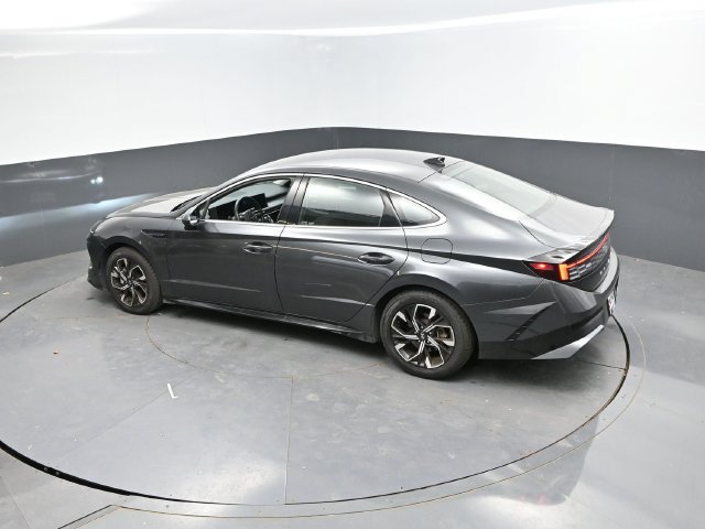 Used 2025 Hyundai Sonata SEL FWD image 40