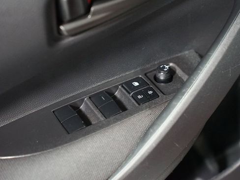 Certified 2025 Toyota Corolla LE image 28