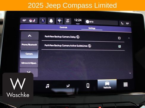 Used 2025 Jeep Compass Limited w/ Sun & Sound Group AWD/4WD image 54