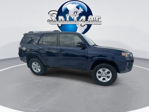 Used 2023 Toyota 4Runner SR5 Premium image 10