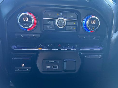 Used 2020 GMC Sierra 1500 SLT AWD/4WD image 27