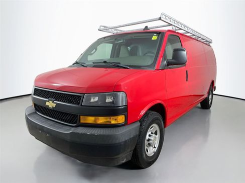 Used 2020 Chevrolet Express 3500 Extended w/ Driver Convenience Package image 3
