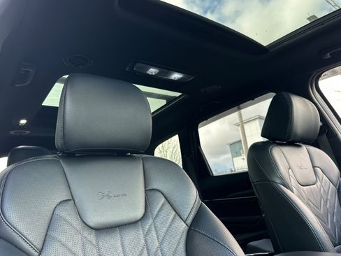 Used 2025 Kia Telluride SX X-Line image 17