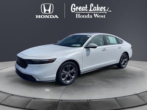 Used 2023 Honda Accord EX image 1