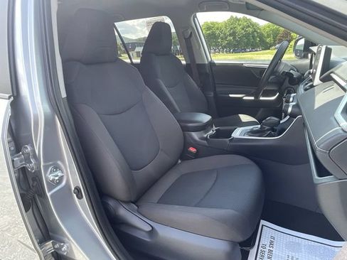 Certified 2025 Toyota RAV4 LE AWD/4WD image 22