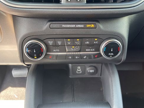 New 2025 Ford Escape Active w/ Cold Weather Package image 15