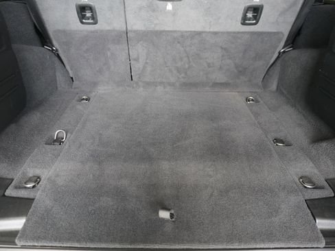 Used 2021 Jeep Wrangler Unlimited Sahara AWD/4WD image 31