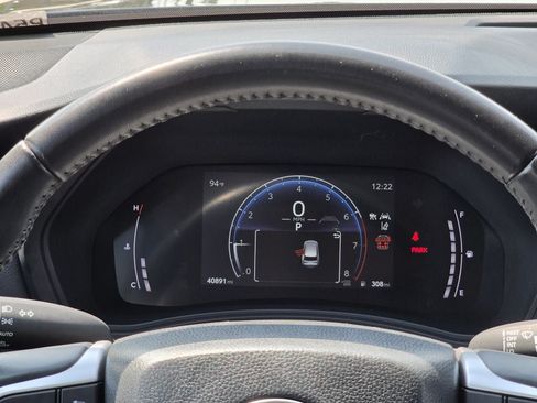 Used 2025 Toyota Grand Highlander FWD image 16