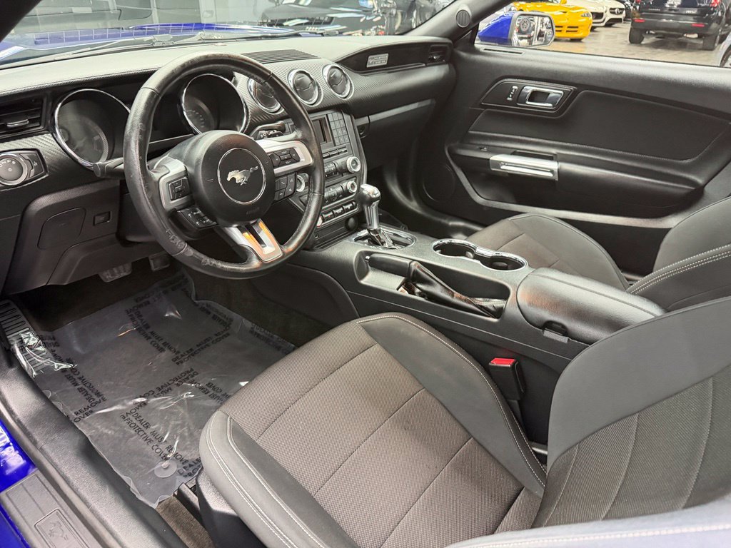Used 2015 Ford Mustang Coupe RWD image 34