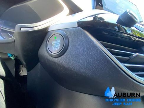 Used 2020 Ford Escape SE AWD/4WD image 39